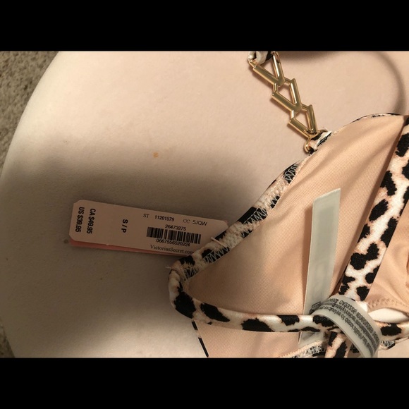 Victoria’s Secret Leopard Swimtop - Picture 3 of 3